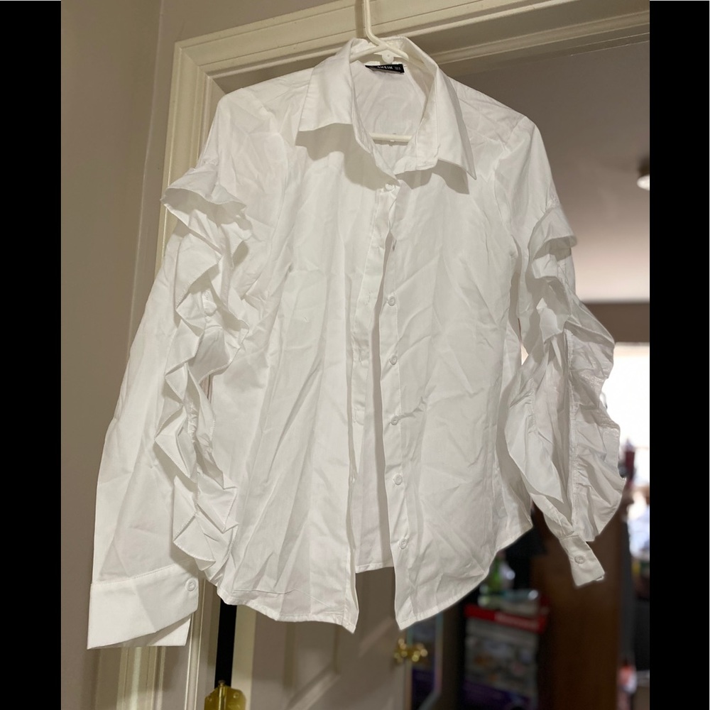 Brand New ruffle long sleeve blouse